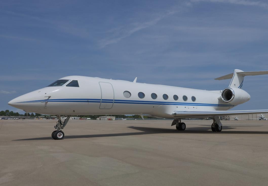 2019 Gulfstream G550 — photo 2