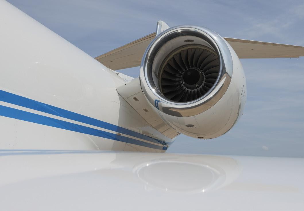 2019 Gulfstream G550 — photo 4