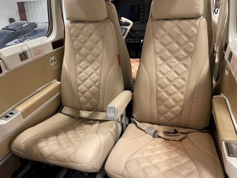 2006 Beechcraft Beech Baron G58, photo 11