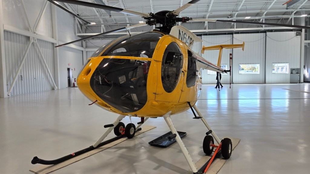 1989 McDonnell Douglas 500E — photo 2