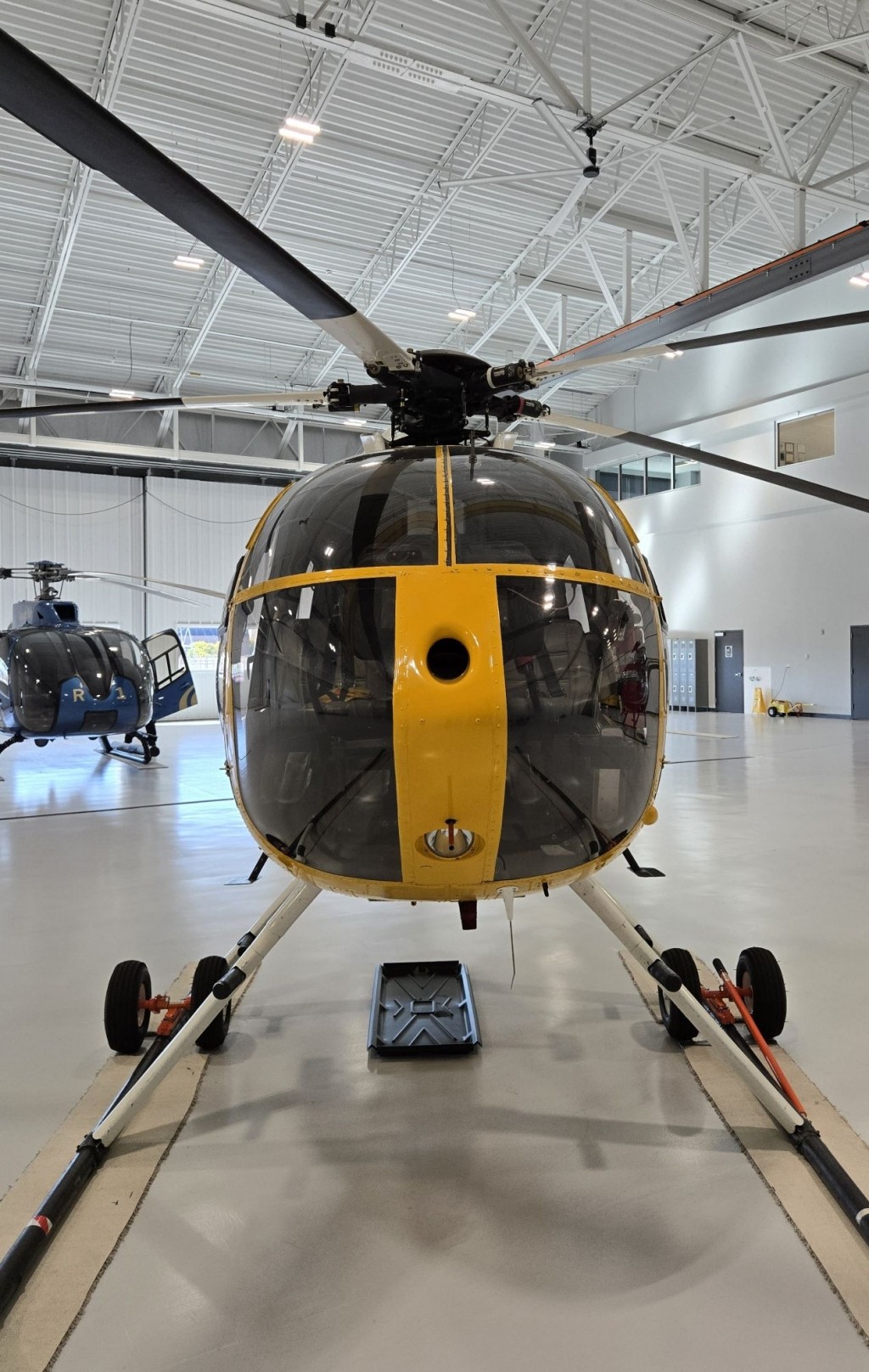 1989 McDonnell Douglas 500E — photo 4