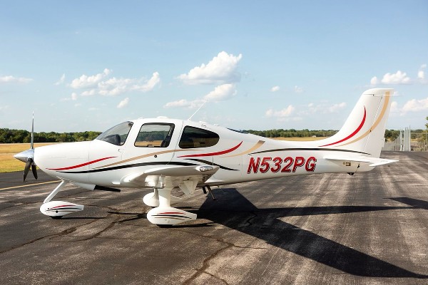 2008 Cirrus SR20-G3 — photo 1