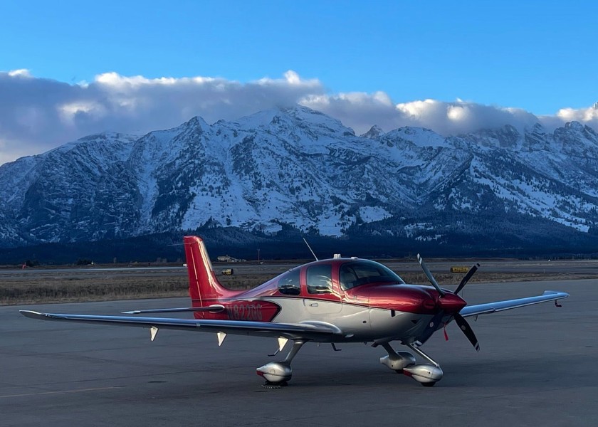 2022 Cirrus SR22T-G6 GTS (N822GG), photo 4