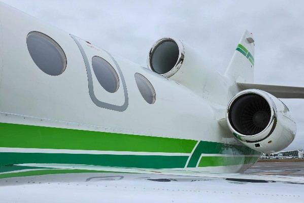 2000 Falcon Falcon 50 — photo 2