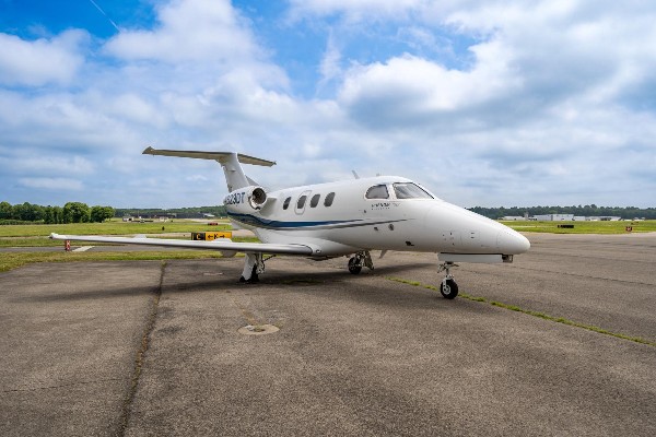 2010 Embraer Phenom 100 — photo 2