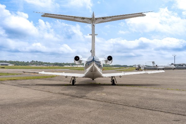 2010 Embraer Phenom 100 — photo 4