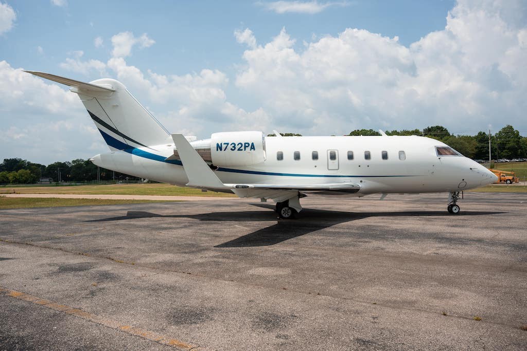 2013 Bombardier Challenger 605 — photo 5
