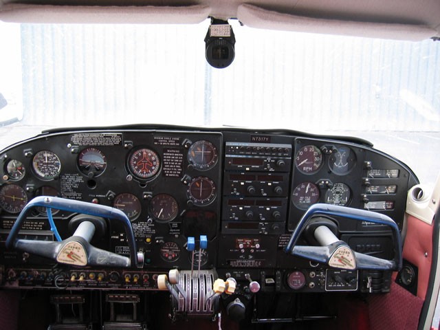 1964 Piper Twin Comanche PA-30, photo 8