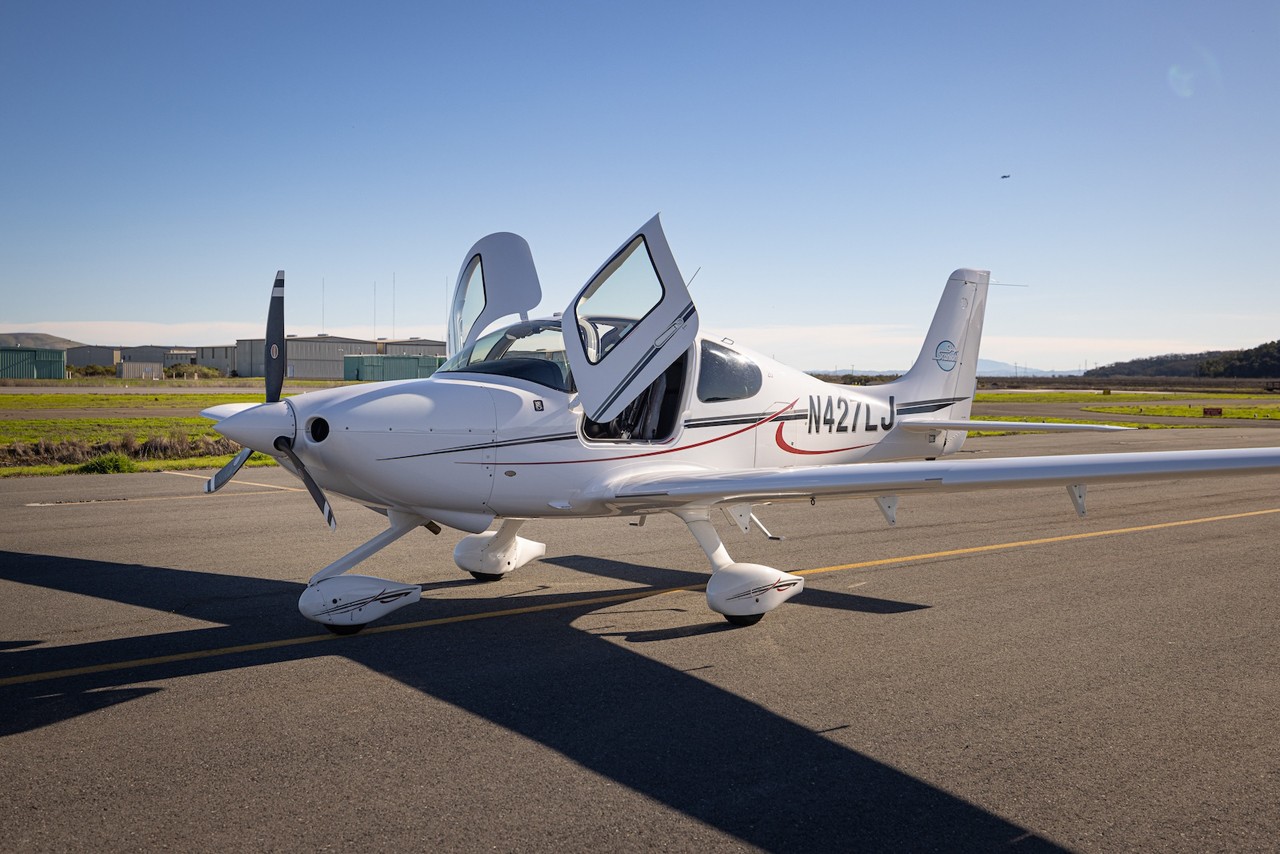 2019 Cirrus SR20 — photo 1