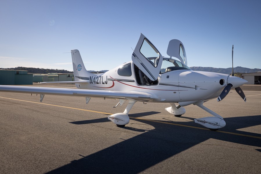 2019 Cirrus SR20 G6 (N427LJ), photo 8