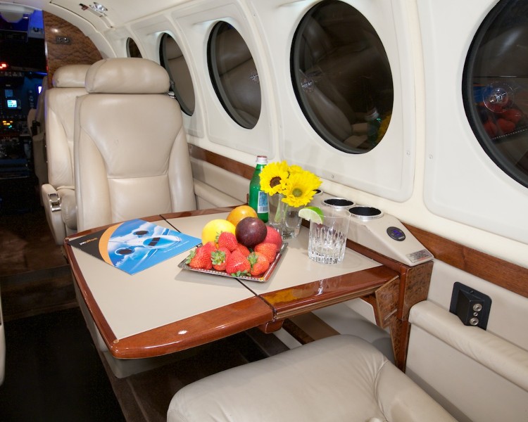 2008 Beechcraft Beech King Air B200 GT, photo 12
