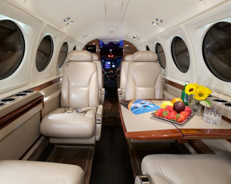 2008 Beechcraft Beech King Air B200 GT, photo 8