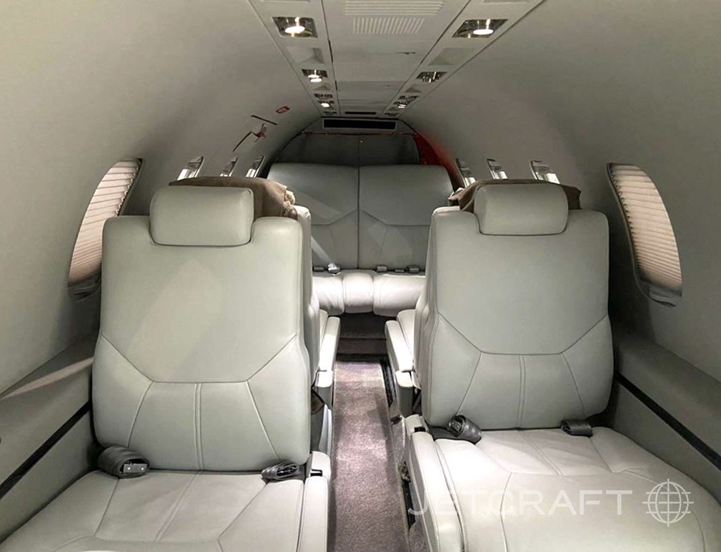 1995 Learjet 31 — photo 2