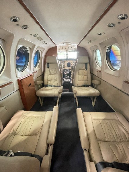 1981 Beech King Air C90, photo 5