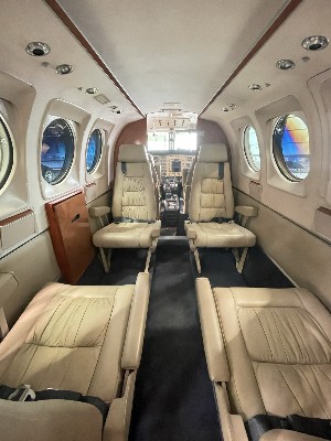 1981 Beech King Air C90 — photo 5
