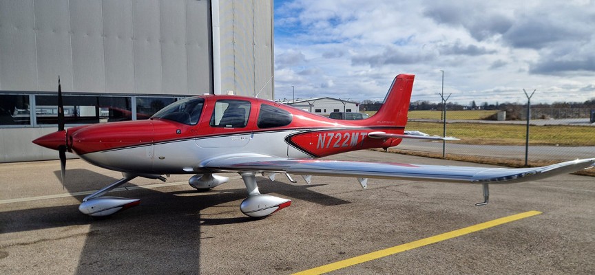 2023 Cirrus SR22-G6 — photo 2