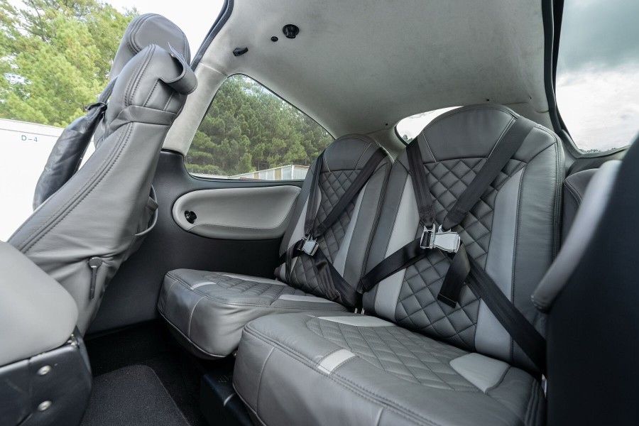 2006 Cirrus SR22-G2 (N229SG), photo 13