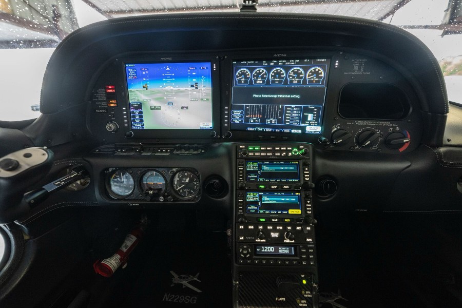 2006 Cirrus SR22-G2 (N229SG), photo 19