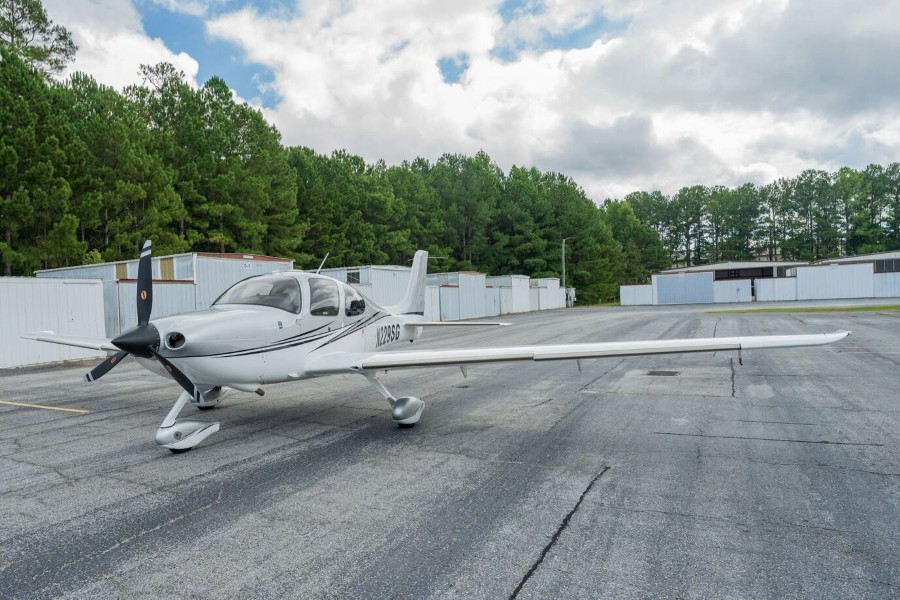 2006 Cirrus SR22-G2 (N229SG), photo 2