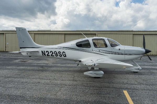 2006 Cirrus SR22-G2 — photo 4