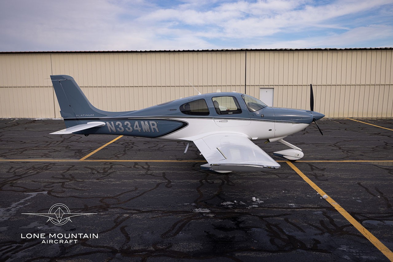 2022 Cirrus SR20 — photo 2