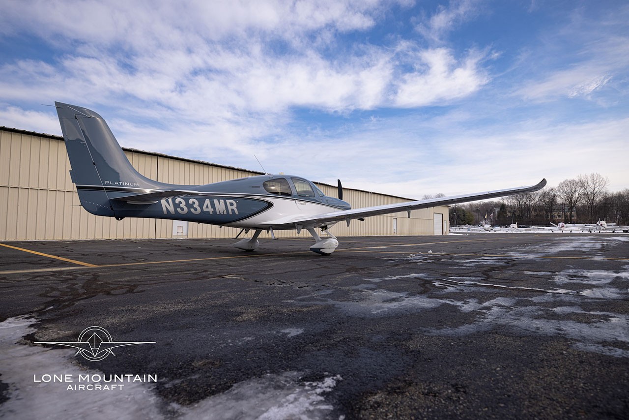 2022 Cirrus SR20 — photo 3