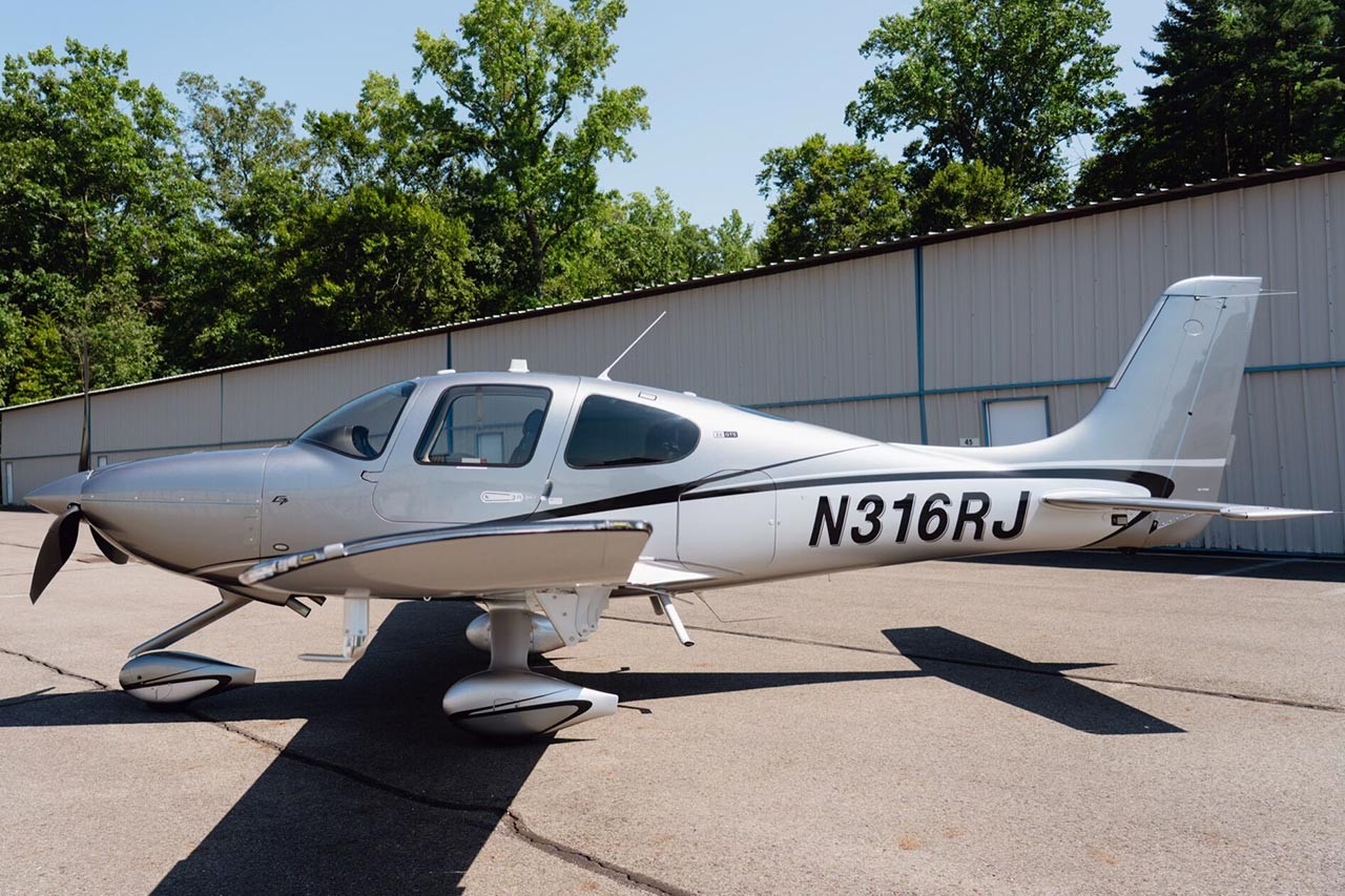 2025 Cirrus SR22-G7