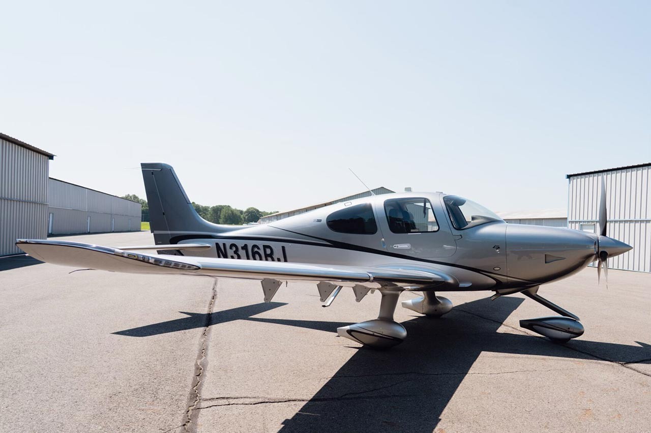 2025 Cirrus SR22-G7 — photo 5