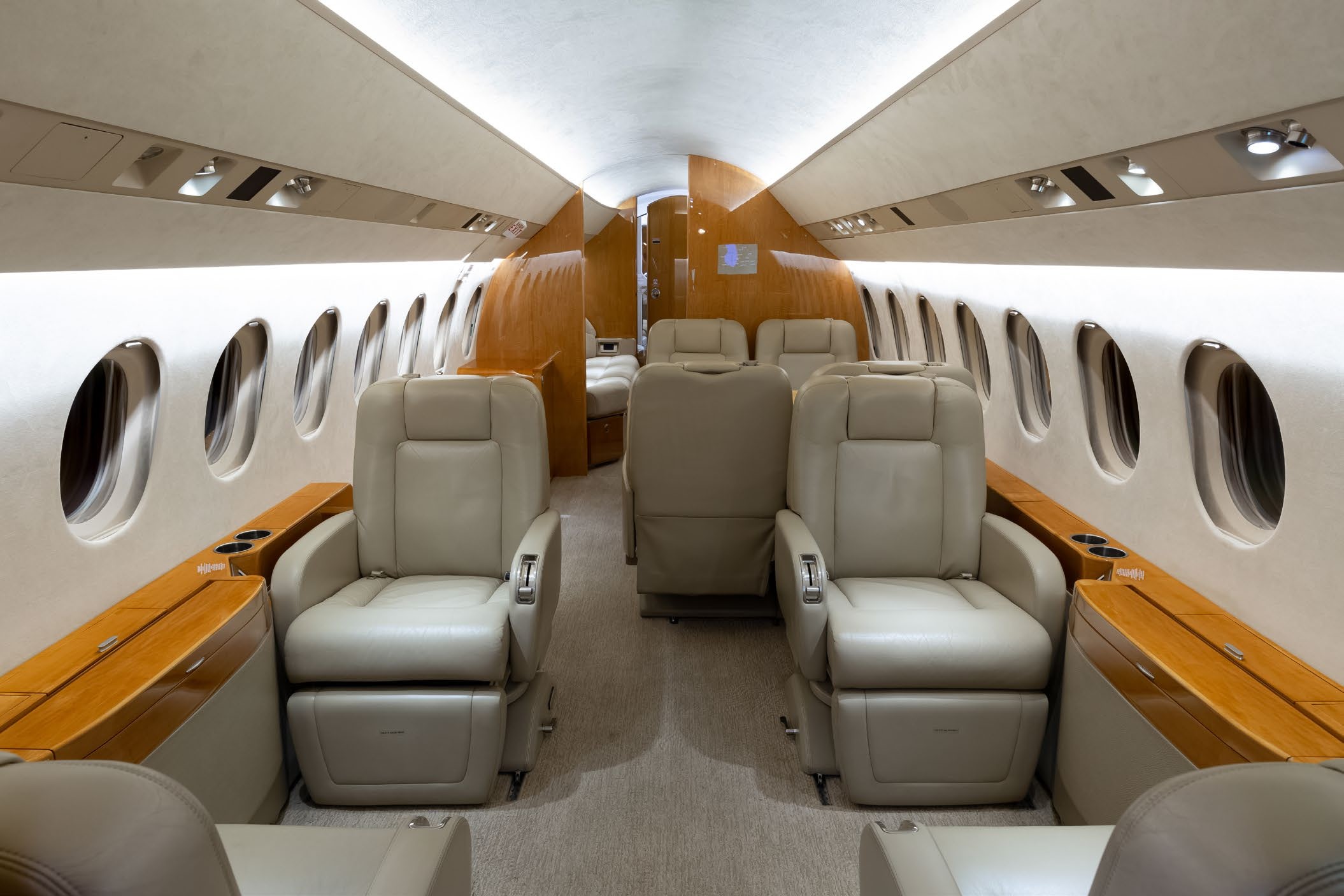 2008 Falcon 900EX — photo 5