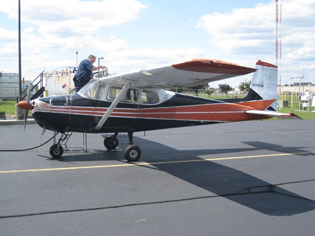 1958 Cessna 172 — photo 3