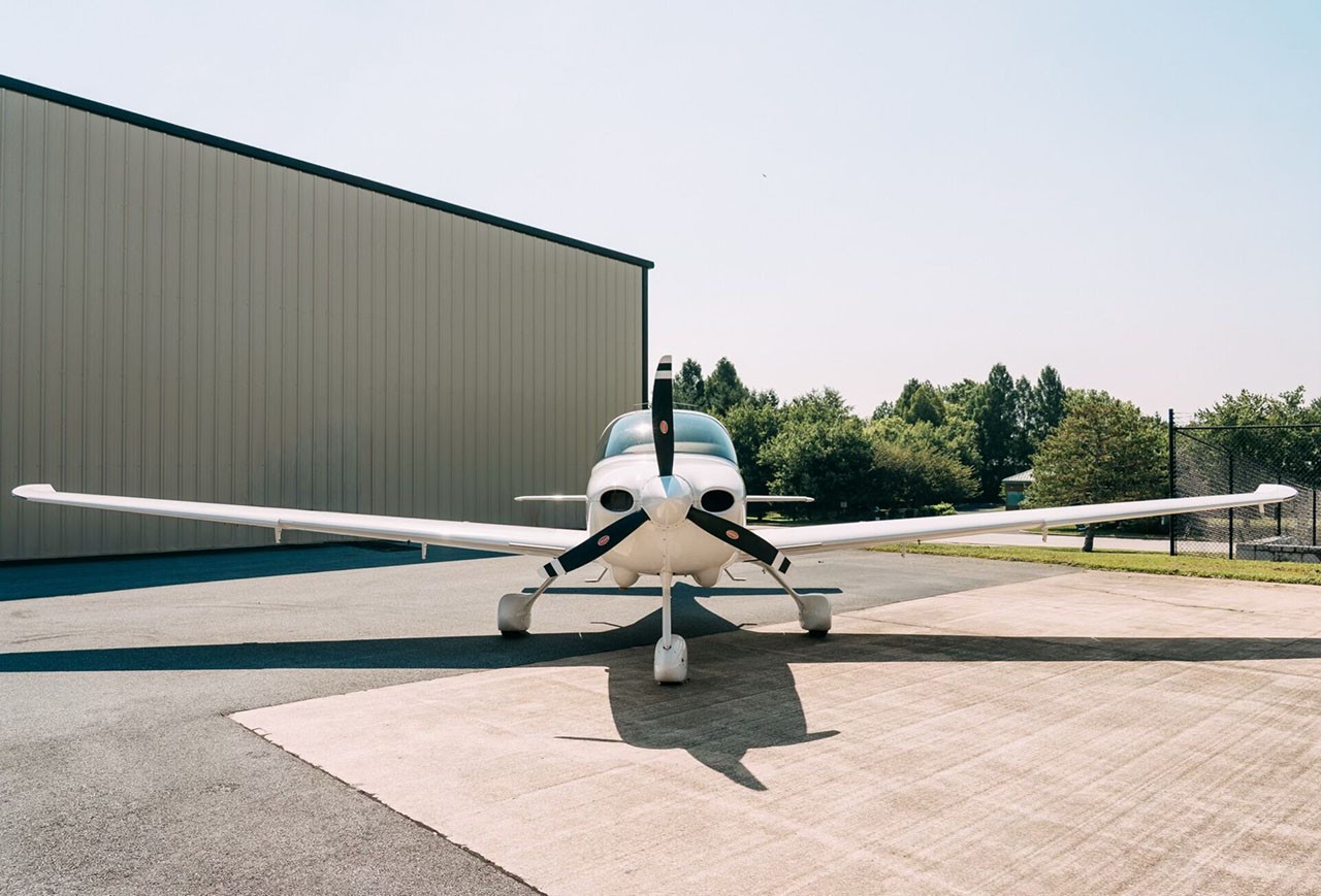 2022 Cirrus SR20 — photo 4