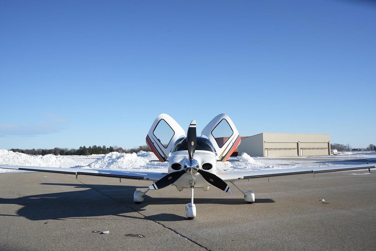 2007 Cirrus SR22-G2 — photo 4