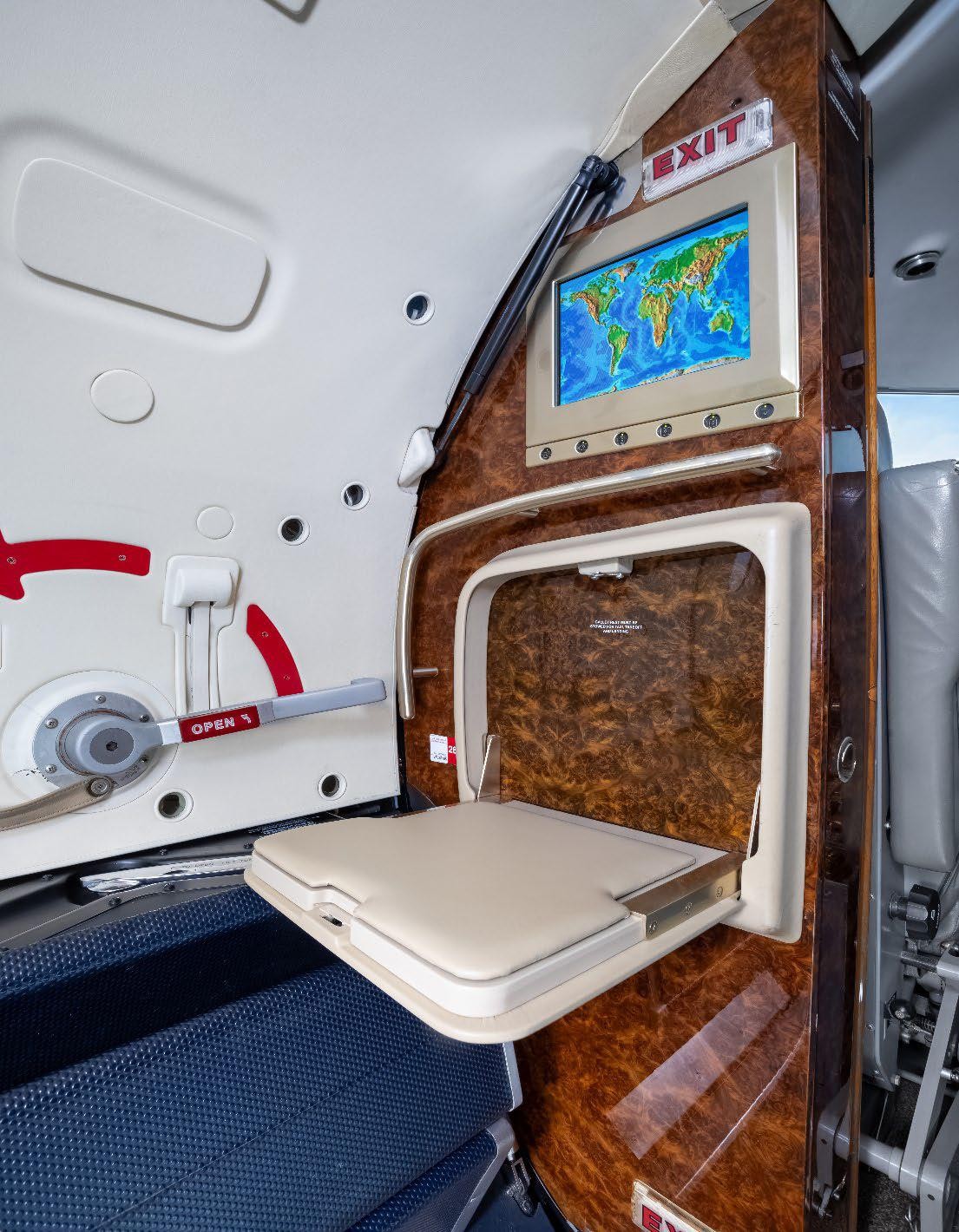 2006 Learjet 40 XR 4