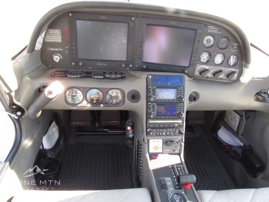 2004 Cirrus SR20 — photo 3