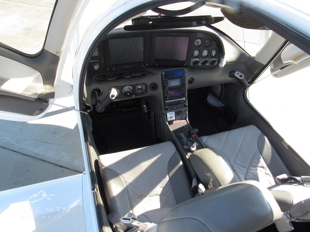 2004 Cirrus SR20 — photo 4