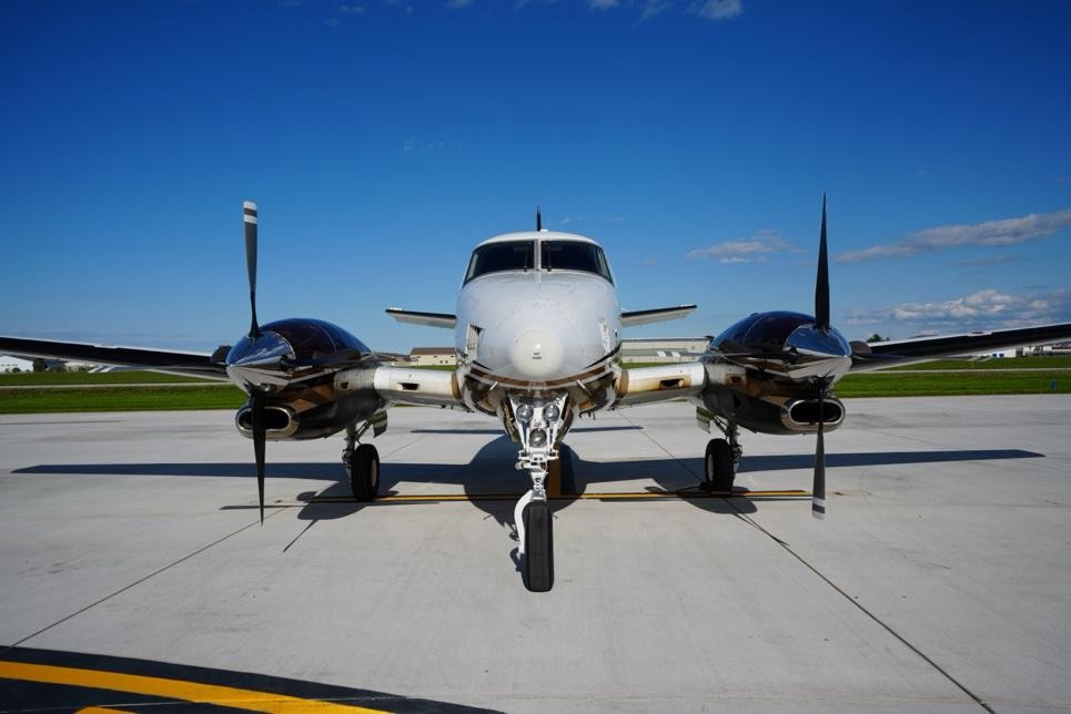 1990 Beech King Air C90A — photo 3