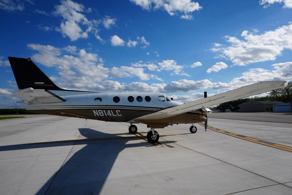 1990 Beech King Air C90A — photo 5