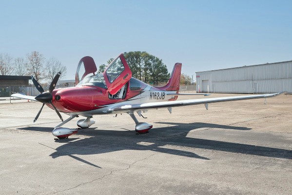 2022 Cirrus SR22T-G6 — photo 2