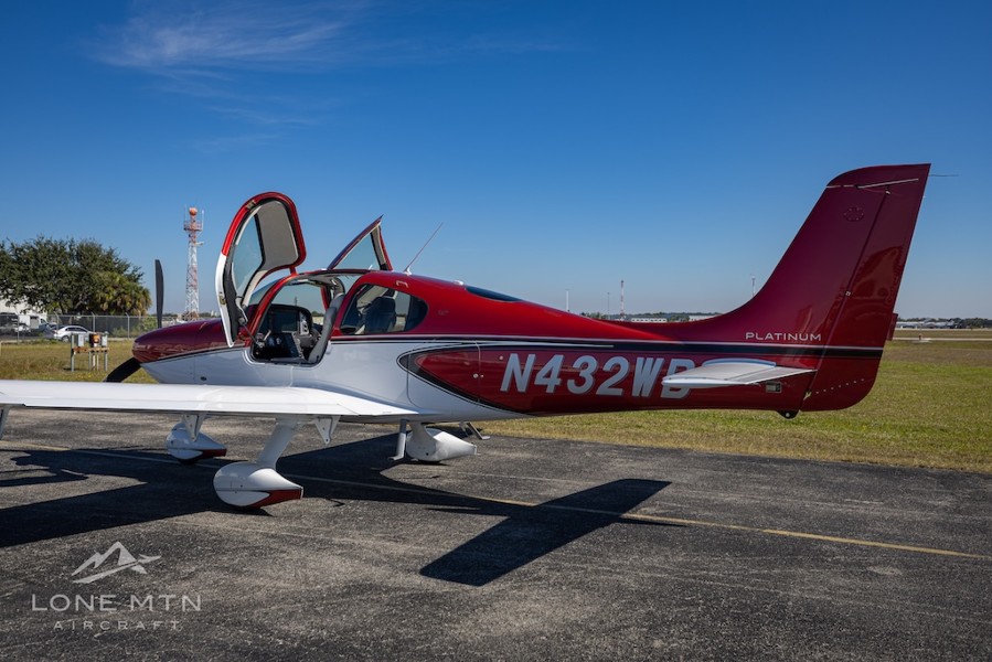 2022 Cirrus SR20 G6 GTS Premium, photo 8