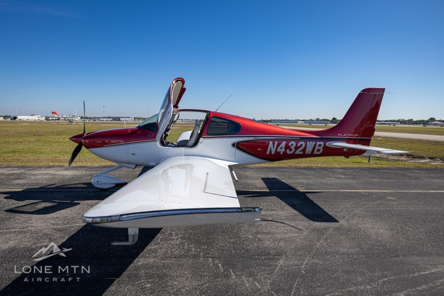 2022 Cirrus SR20 G6 GTS Premium, photo 9