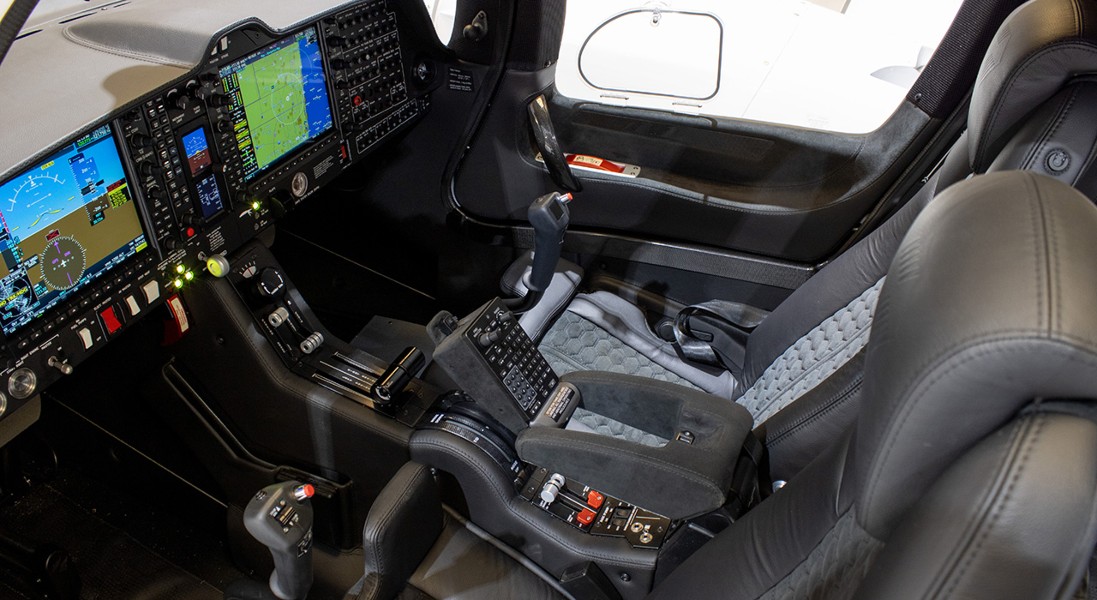2024 Diamond DA62 (N99FL), photo 7
