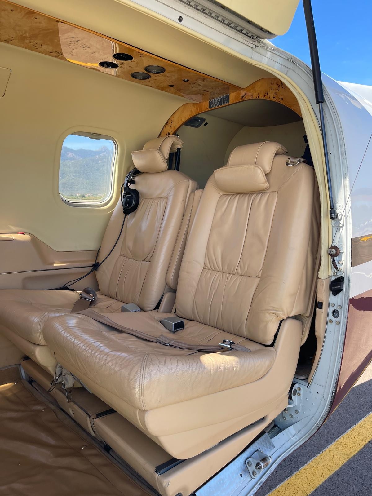2005 Socata TBM 700C2 — photo 5