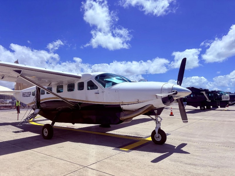 2014 Cessna Caravan 208B Grand EX, photo 2