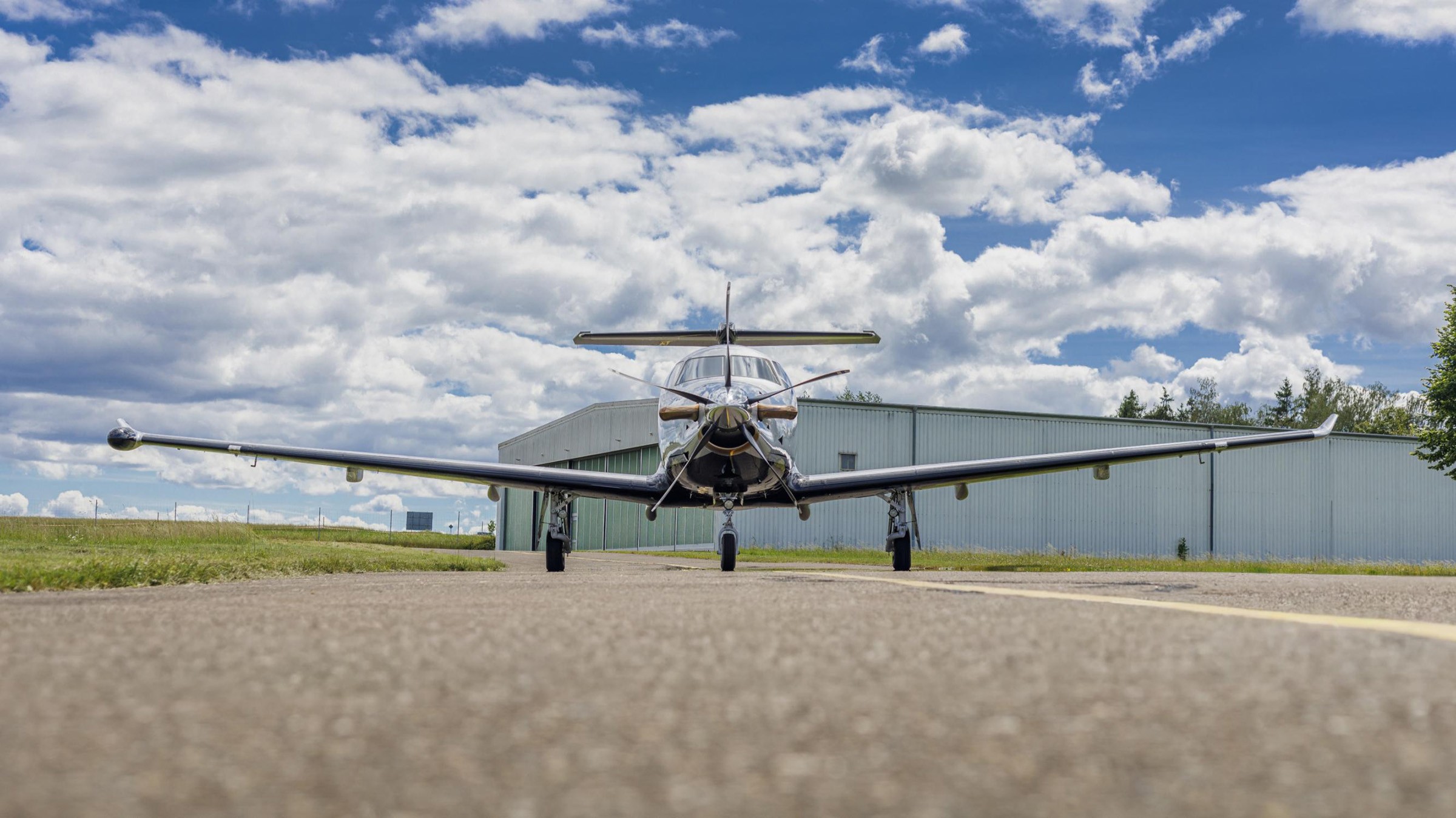 2016 Pilatus PC-12 — photo 4