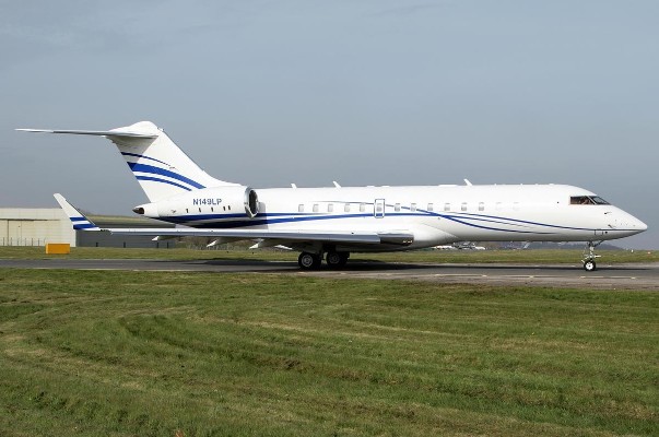 2000 Bombardier Global Express — photo 1