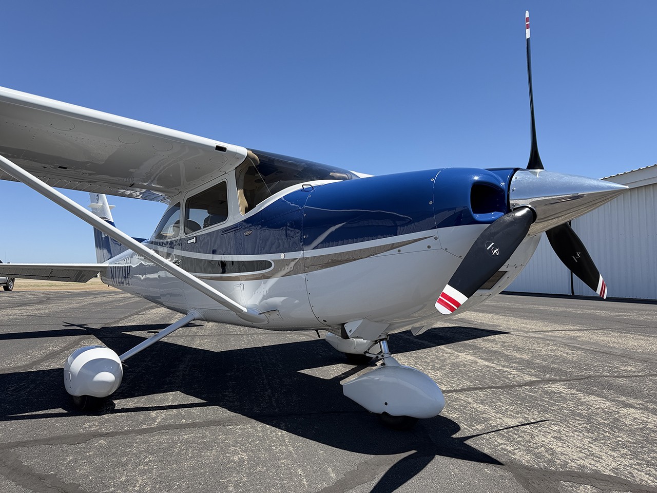 2004 Cessna 182T — photo 5