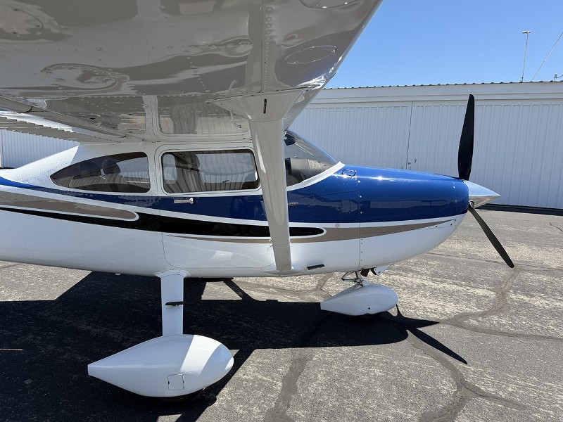 2004 Cessna 182T, photo 6