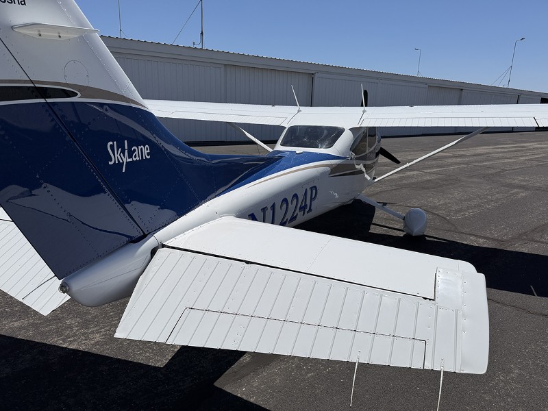 2004 Cessna 182T, photo 7