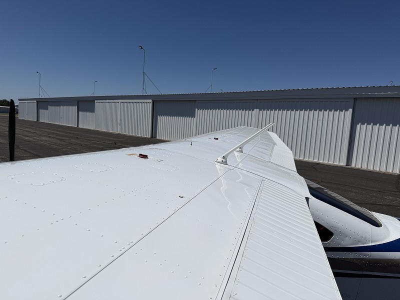 2004 Cessna 182T, photo 8