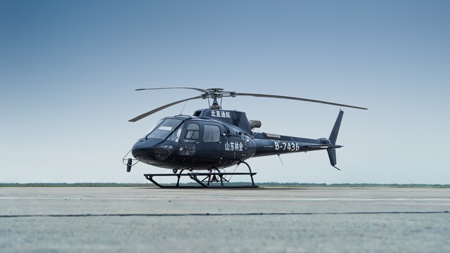 2011 Eurocopter AS350B3 — photo 2